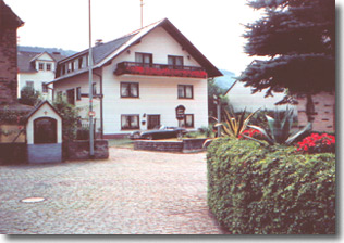 Gästehaus Kirch in Ernst a.d. Mosel bei Cochem/Mosel